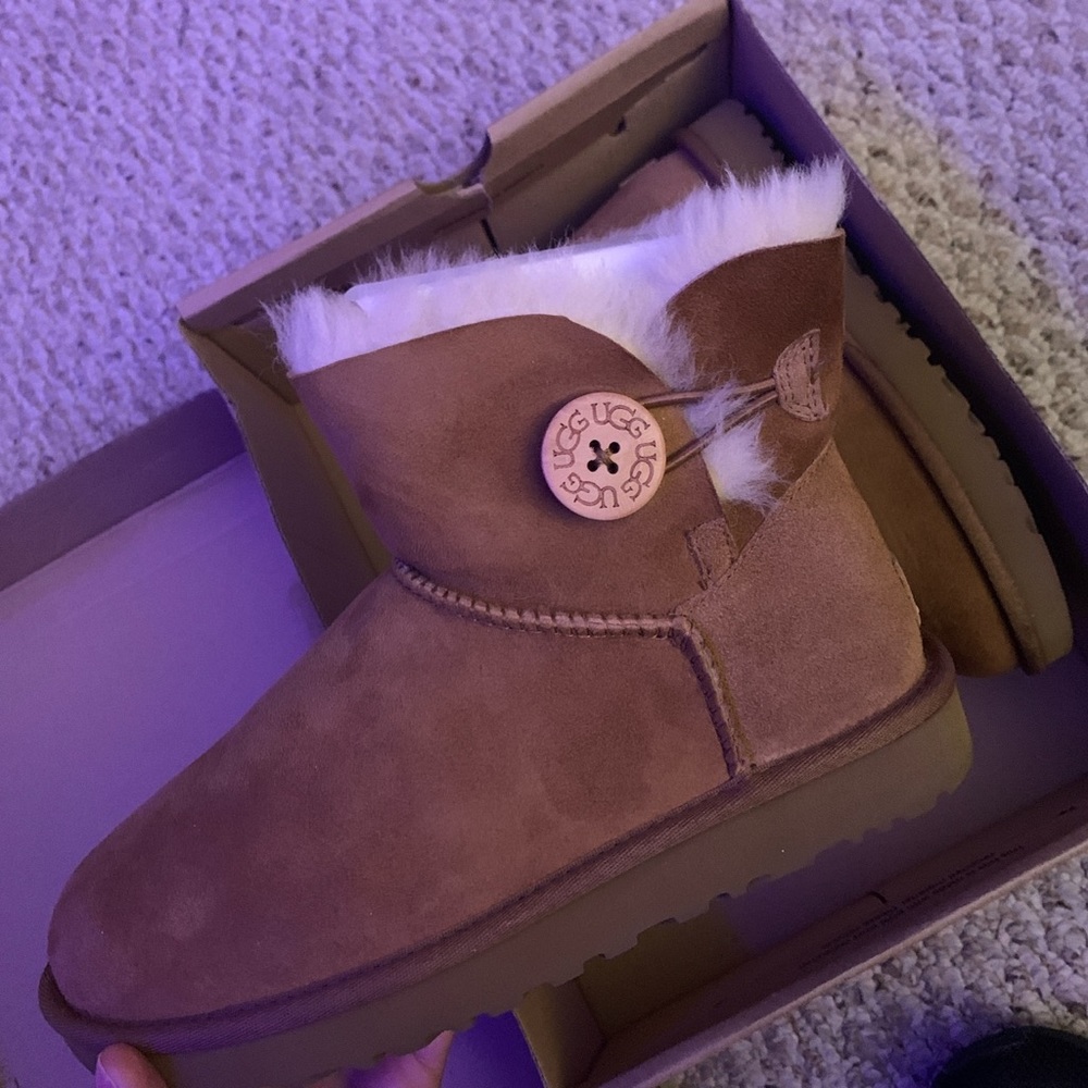 UGG Classic short button booties new